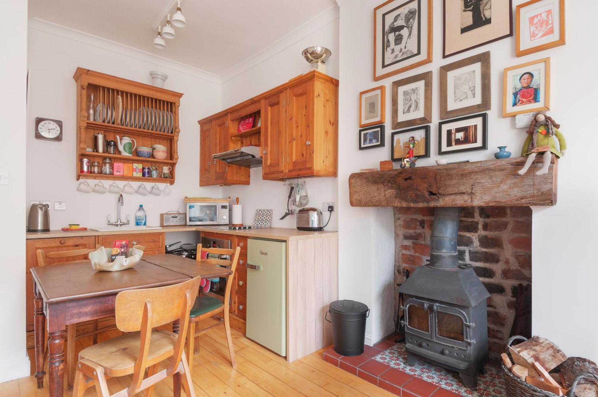 Cozy With Character Vibrant Cottage Style Flat At Leith Links Park 에든버러 외부 사진