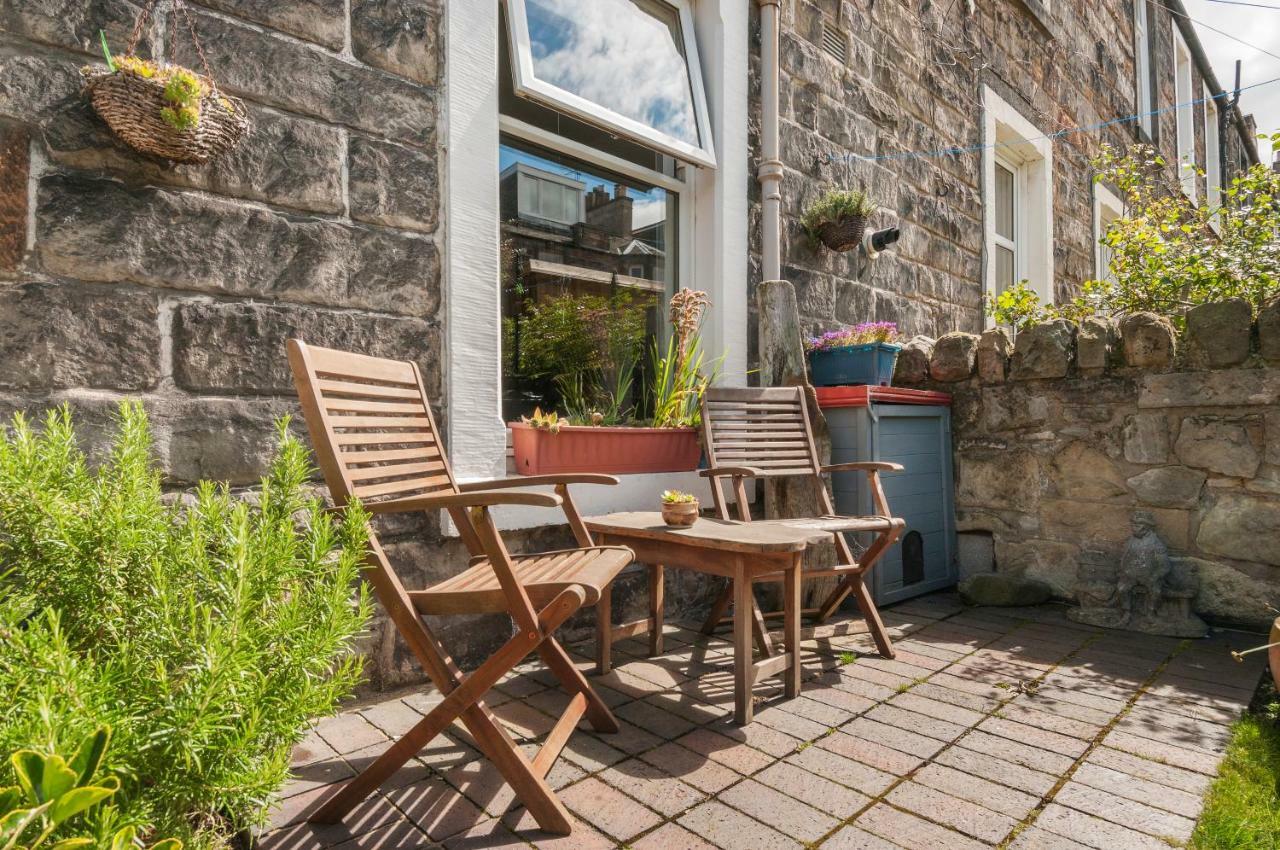Cozy With Character Vibrant Cottage Style Flat At Leith Links Park 에든버러 외부 사진